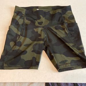 Women’s active bike shorts